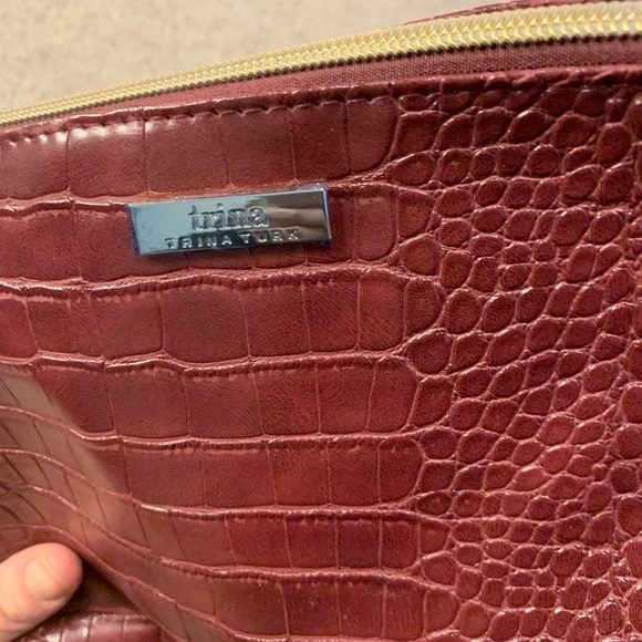 Trina Turk Maroon Faux Snake Skin Make up Bag - Picture 2 of 5